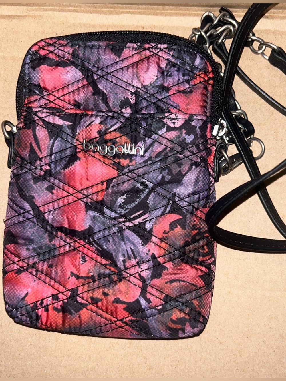Baggalini Broadway Crossbody Bag w/ securtex Anti-Theft RIFD-blocking slots